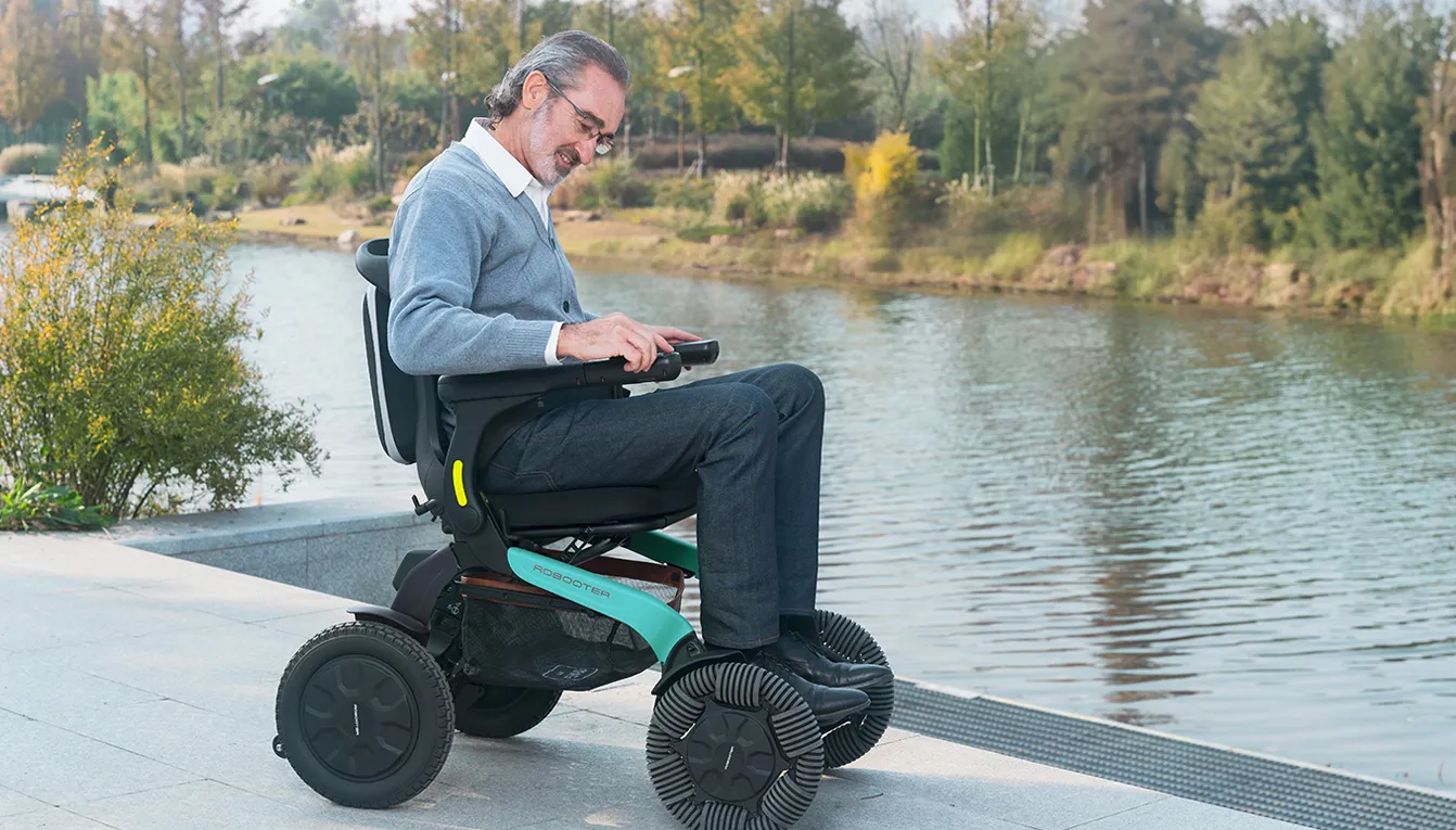 E60 A power wheelchair – 12 inch
